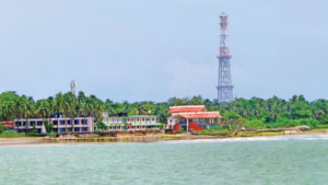 সেন্টমার্টিনে আরও বহুতল ভবন উঠছে
