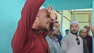 প্যারোলে মুক্তি পেয়ে বাবার জানাজায় আ.লীগ নেতা খোকা