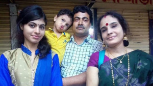 ‘পরিবারের বাতি জ্বালানোরও কেউ রইল না’