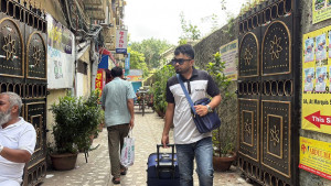 কলকাতায় ২ দিনে বন্ধ দুইশর বেশি হোটেল, বিপাকে বাংলাদেশি পর্যটক
