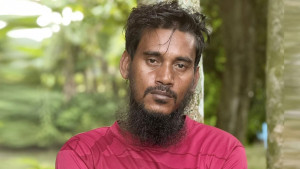 রিপন মিয়ার বিরুদ্ধে স্কুলছাত্রীকে ধর্ষণের অভিযোগ, সালিশে গ্রামছাড়ার নির্দেশ