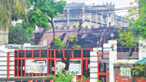 এখনও ‘কঙ্কাল’ গাজী টায়ার কারখানা