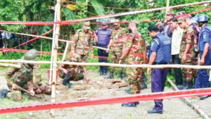 গাংনী থেকে ৯৬টি ল্যান্ডমাইন উদ্ধার করল সেনাবাহিনী