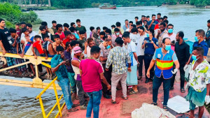কর্ণফুলী নদী থেকে তরুণীর বস্তাবন্দি মরদেহ উদ্ধার