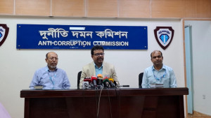 অন্তর্বর্তী সরকারের সময়ের দুর্নীতির অভিযোগও তদন্ত হবে: দুদক সচিব