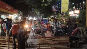ভৈরবে ডেঙ্গুতে একদিনে দুই মৃত্যু, ক্ষোভে সড়ক অবরোধ 
