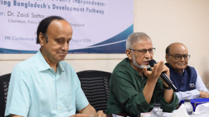 যুক্তরাষ্ট্রের সঙ্গে বাণিজ্য চুক্তি করা ছাড়া উপায় ছিল না: ড. আনিসুজ্জামান চৌধুরী