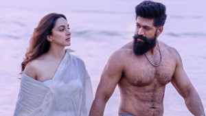 ঘনিষ্ঠ দৃশ্য ও অশালীনতার বিষয় পরিষ্কার করলেন ইয়াশ