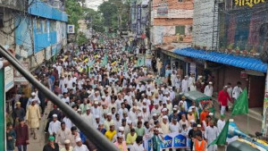 নাতে রাসুলে মুখর পটিয়া, জশনে জুলুসে মানুষের ঢল