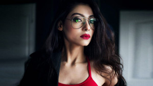 একের পর এক অশ্লীল প্রস্তাব, তিক্ত অভিজ্ঞতা জানালেন অভিনেত্রী