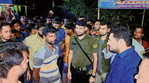 বিষ দিয়ে শতাধিক পাখি হত্যায় যুবককে ৫০০ টাকা জরিমানা