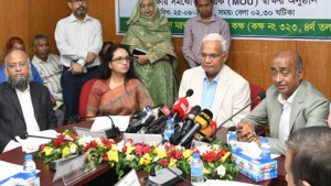 সংবিধান মেনেই পররাষ্ট্র প্রতিমন্ত্রী হুমায়ুন কবির শপথ নিয়েছেন: আইনমন্ত্রী