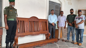 ৩৫ বছর পর উদ্ধার কমর বেগমের পালঙ্ক