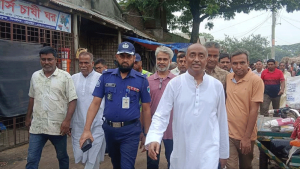 সিন্ডিকেট করে কৃষকদের ক্ষতি করলে ব্যবসায়ীদের বিরুদ্ধে ব্যবস্থা নেওয়া হবে: আইনমন্ত্রী