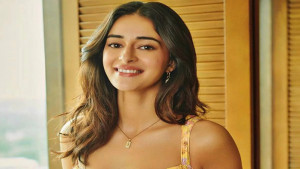 ব্রণ তাড়াতে অভিনেত্রী অনন্যা পাণ্ডে যা করেন
