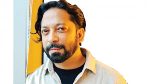 ভবিষ্যৎ পৃথিবীর গল্পে