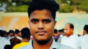 মুহুরির যোগসাজশে ভুয়া চালক সাজিয়ে জব্দ গাড়ি খালাস