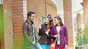 শারীরিক ভাষা কতটা বুঝতে পারেন?