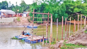 ১১ কোটির প্রকল্প থমকে ব্যতিক্রমী নকশা ও ‘দক্ষ মিস্ত্রি’র অজুহাতে