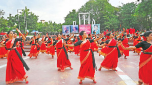 শতকণ্ঠে ‘কাণ্ডারী হুঁশিয়ার’
