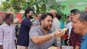 মির্জা ফখরুলকে রাষ্ট্রপতি পদে মনোনয়ন, ঠাকুরগাঁওয়ে আনন্দ-উচ্ছ্বাস ও মিষ্টি বিতরণ