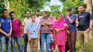 পরিবারসহ চাঁদপুরের সেই স্বর্ণ ব্যবসায়ীকে পাওয়া গেল চট্টগ্রামে