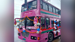 চালক-হেলপার-যাত্রী সবাই নারী, চট্টগ্রামে চালু বিশেষ বাস