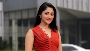 পূজা বললেন, আমি এনগেজড তবে বিয়ে হয়নি