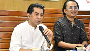 শেখ হাসিনাসহ বিদেশে থাকা সব অভিযুক্তকে ফেরত চায় সরকার: তথ্যমন্ত্রী