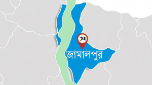 জলাবদ্ধতা নিরসনে কাটা হচ্ছে নালা