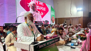 প্রধানমন্ত্রী ভারত সফরে যেতেই পারেন, তা হতে হবে সমমর্যাদার: শফিকুর রহমান