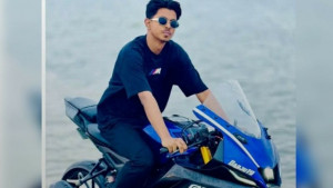 বড় ভাইয়ের নিষেধ অমান্য করে মোটরসাইকেল নিয়ে ঘুরতে গিয়ে গাড়িচাপায় কিশোরের মৃত্যু