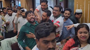 জুলাই গণঅভ্যুত্থান দিবসের অনুষ্ঠানে হট্টগোল
