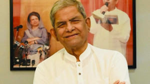 বঙ্গভবনে দাপ্তরিক কার্যক্রম শুরু করলেন রাষ্ট্রপতি মির্জা ফখরুল
