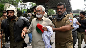 পাকিস্তানে বিদেশি গণমাধ্যমের ওপর নতুন বিধিনিষেধ আরোপ