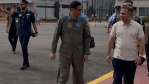 হেলিকপ্টারে মহেশখালীর পথে প্রধানমন্ত্রী
