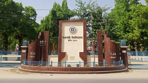 রাবিতে দুই বিভাগের সংঘর্ষ, সাংবাদিককে মারধর-হেনস্তার অভিযোগ