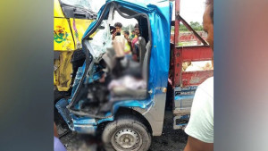 বগুড়ায় দুই ট্রাকের মুখোমুখি সংঘর্ষে চালকসহ নিহত ৪