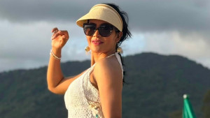 ‘যাচ্ছো যাও, আবার কিন্তু ফিরে আসতে হবে’