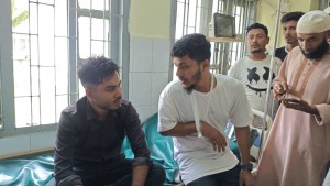 টেকনাফে বাস থামিয়ে বিকাশ কর্মীদের ৫৭ লাখ টাকা লুট