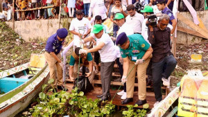 চট্টগ্রামে পুকুর পরিষ্কার-পরিচ্ছন্নতা কর্মসূচির উদ্বোধন