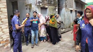 ছেলেদের বিদেশ পাঠাতে ধারদেনা, ঋণের চাপে গৃহবধূর মৃত্যু