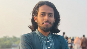 রাকসু ভবনে হামলার ঘটনায় আম্মারের মামলা, আসামি ৫