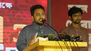 শেখ হাসিনার প্রত্যর্পণের সমাধান না হওয়া পর্যন্ত তারেক রহমান ভারতে যেতে পারবেন না: নাহিদ