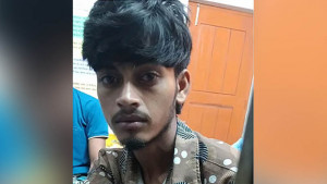 সন্তান বিক্রি করে ফোন কেনার অভিযোগ, বাবা আটক