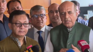 বাংলাদেশের সঙ্গে সবার আগে অর্থনৈতিক সুসম্পর্ক দরকার: ভারতের হাইকমিশনার