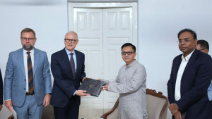 বাংলাদেশে জাহাজ নির্মাণে বিনিয়োগে আগ্রহী মারস্ক