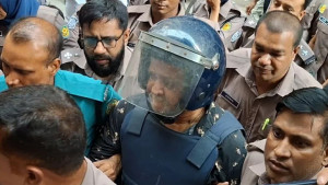 কারাগারে খল অভিনেতা ডন