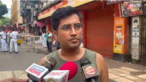 একটা সময় মনে হয়েছিল মরেই যাব, বললেন বেঁচে যাওয়া এক বাংলাদেশি