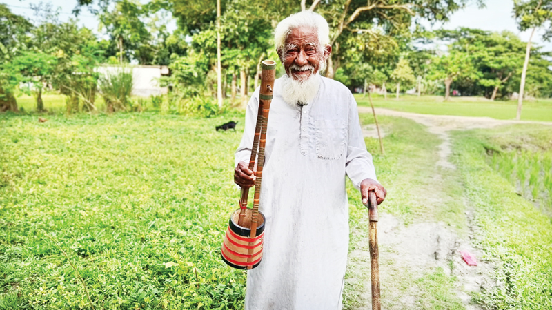 বাউলরে শূন্য হইতে হয়